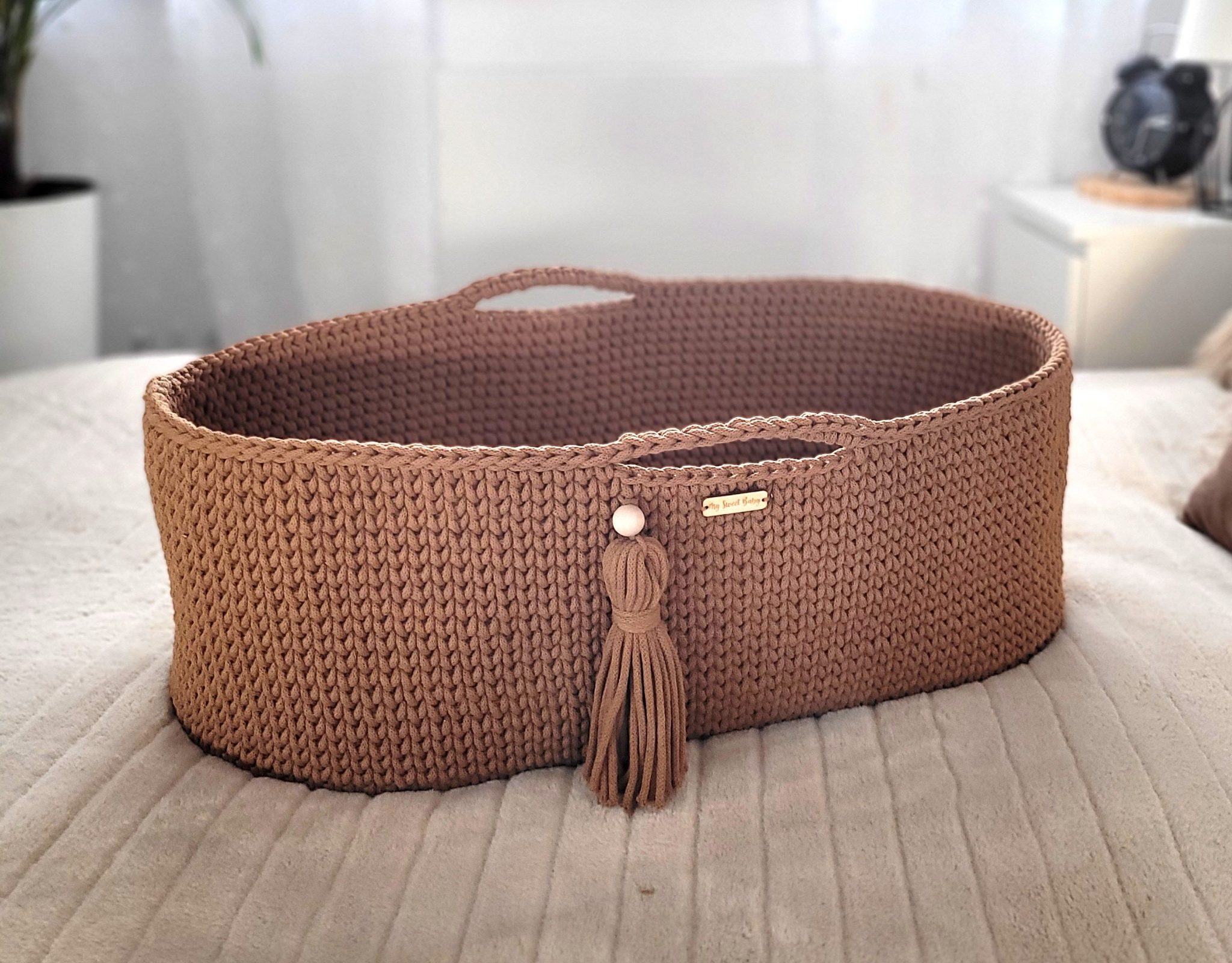 Boho Mojzesova košara z vzglavnikom in odejo – caramel (ročno kvačkano!)